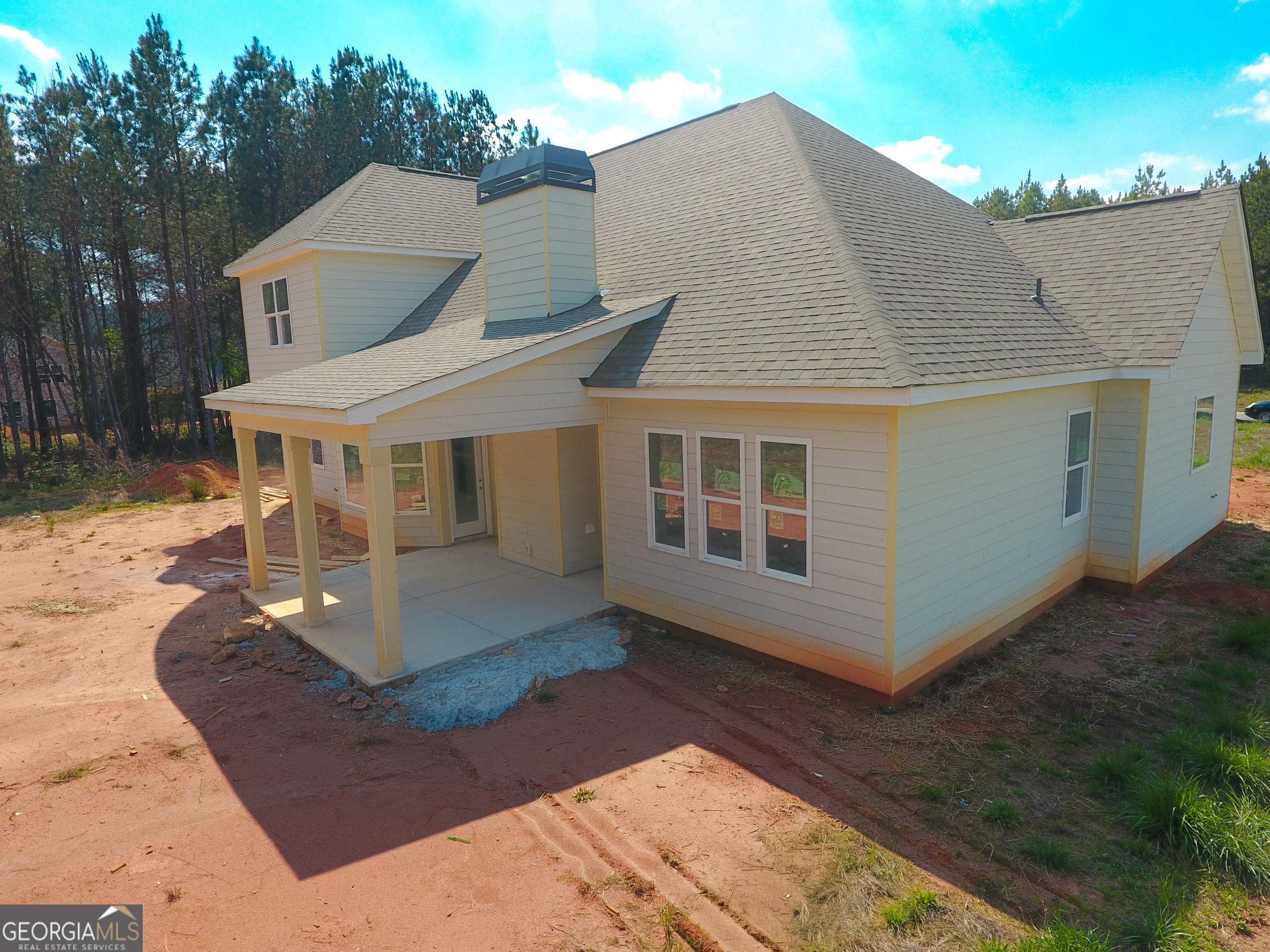 41 Commanche Circle Williamson GA 30292