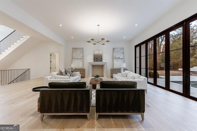 2983 Habersham Court NW Atlanta GA 30305
