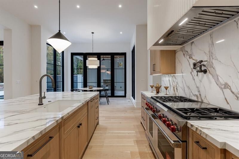 2983 Habersham Court NW Atlanta GA 30305