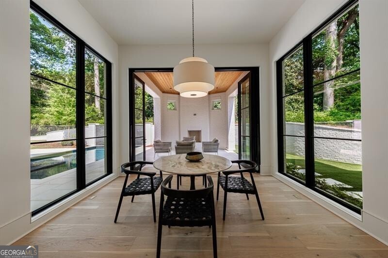 2983 Habersham Court NW Atlanta GA 30305