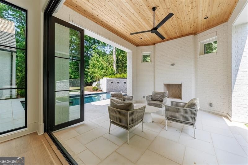 2983 Habersham Court NW Atlanta GA 30305