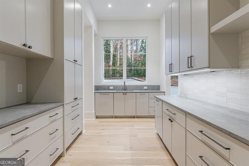 2983 Habersham Court NW Atlanta GA 30305