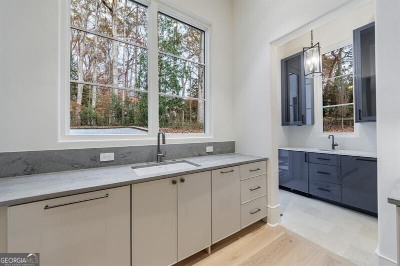 2983 Habersham Court NW Atlanta GA 30305
