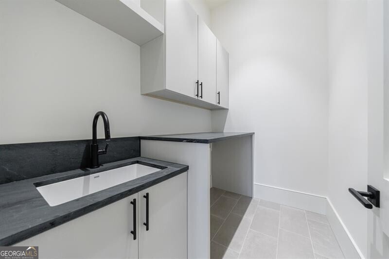 2983 Habersham Court NW Atlanta GA 30305