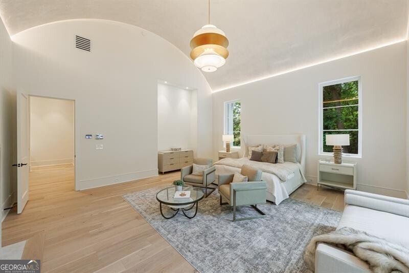 2983 Habersham Court NW Atlanta GA 30305