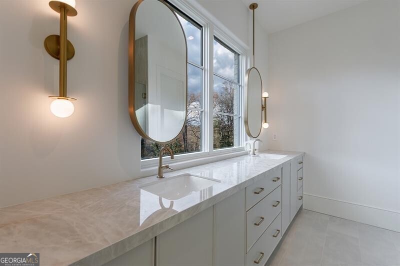 2983 Habersham Court NW Atlanta GA 30305