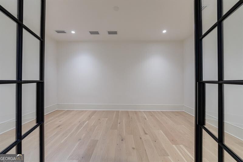 2983 Habersham Court NW Atlanta GA 30305