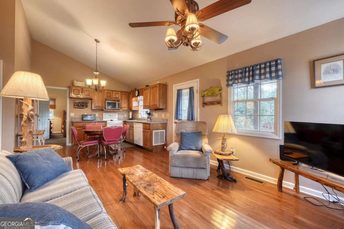 1189 Old Forge Estates Hiawassee GA 30546
