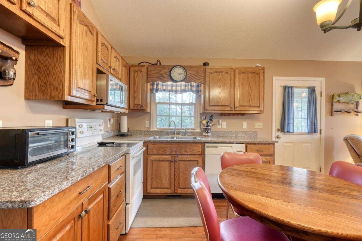1189 Old Forge Estates Hiawassee GA 30546