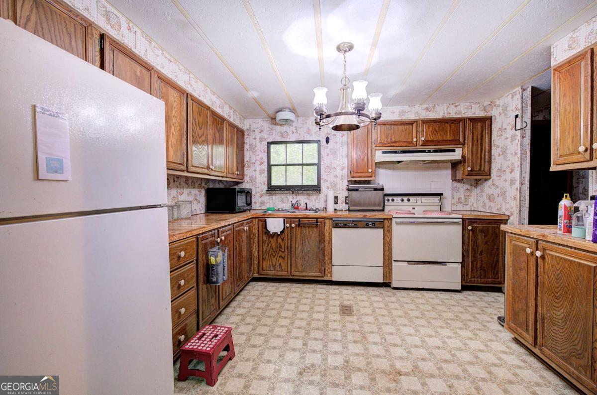 65 Gaddis Road NW Cartersville GA 30120