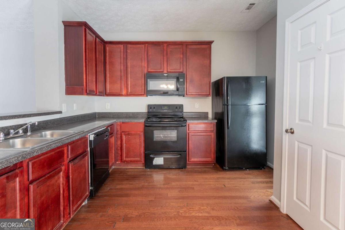 4217 High Park Lane Atlanta GA 30344