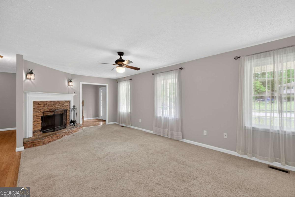 3301 Connie Way Winston GA 30187