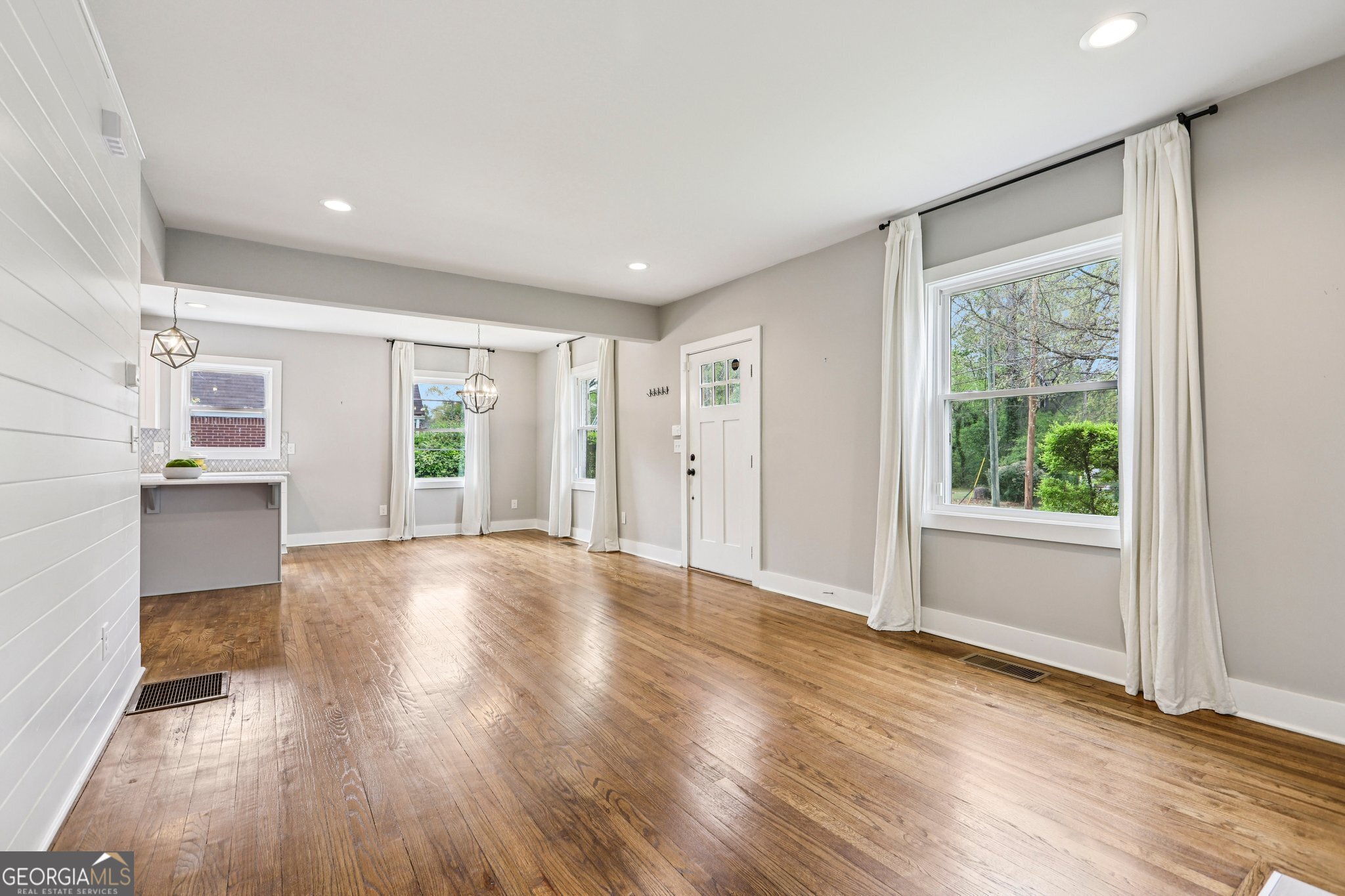 2491 White Oak Drive Decatur GA 30032
