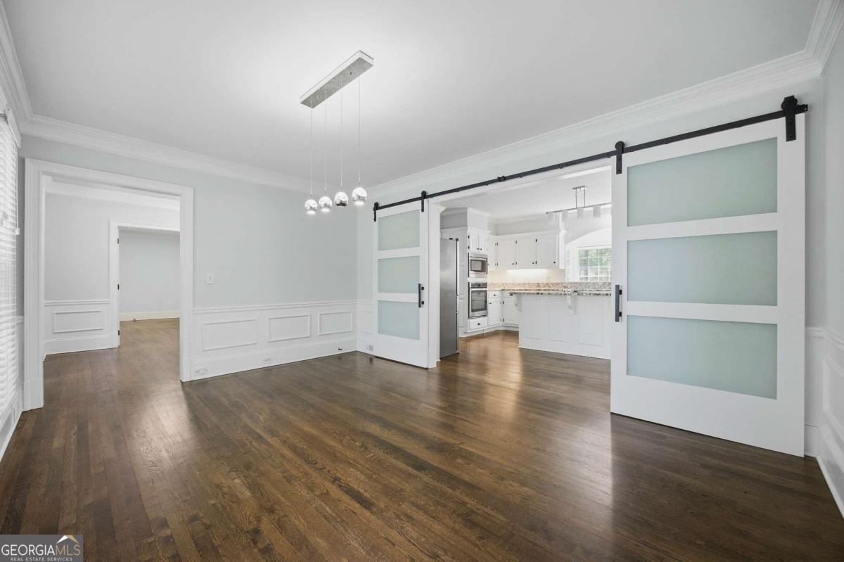 7525 S Spalding Drive Sandy Springs GA 30350