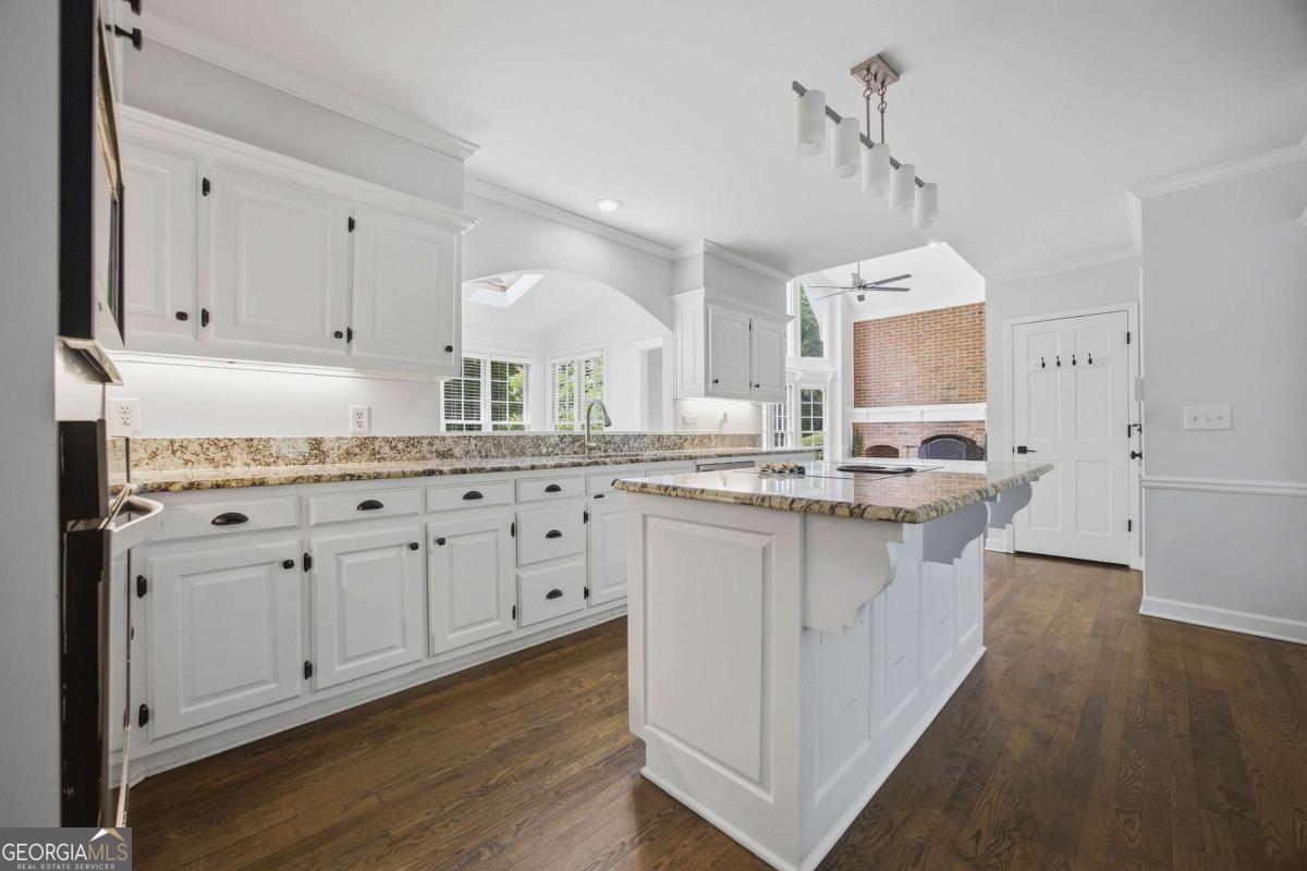 7525 S Spalding Drive Sandy Springs GA 30350