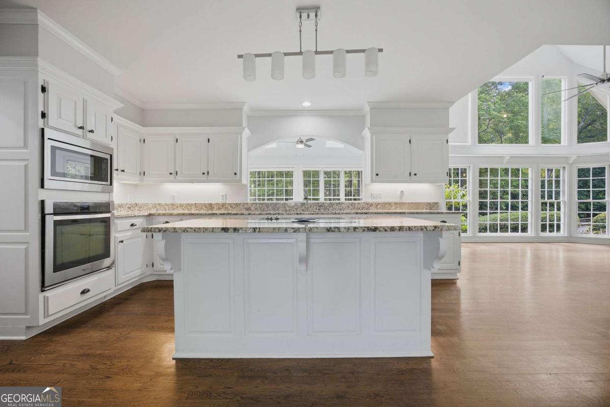7525 S Spalding Drive Sandy Springs GA 30350
