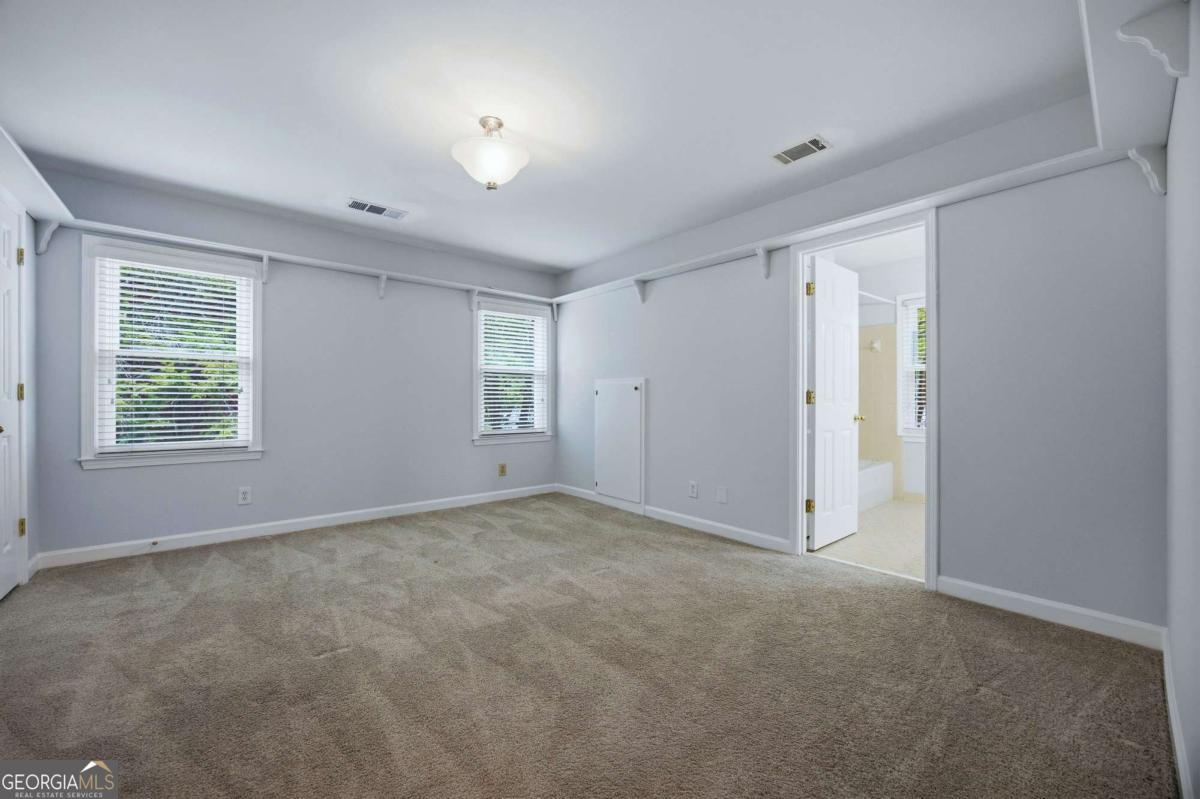 7525 S Spalding Drive Sandy Springs GA 30350