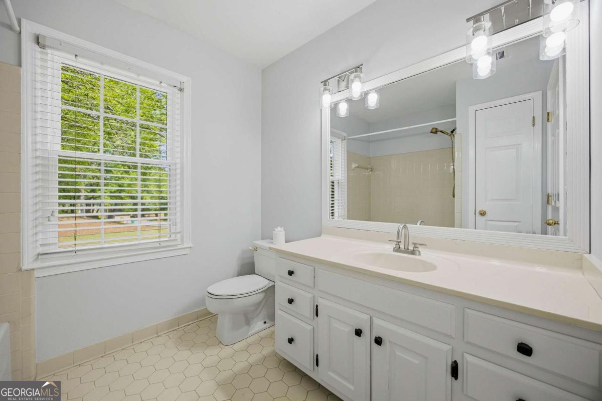 7525 S Spalding Drive Sandy Springs GA 30350