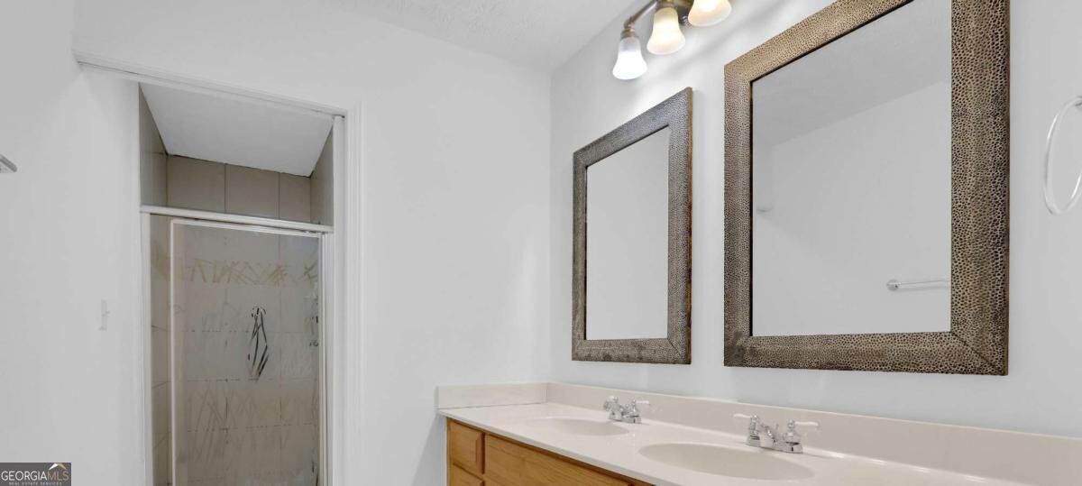 1749 Hidden Hills Parkway Stone Mountain GA 30088