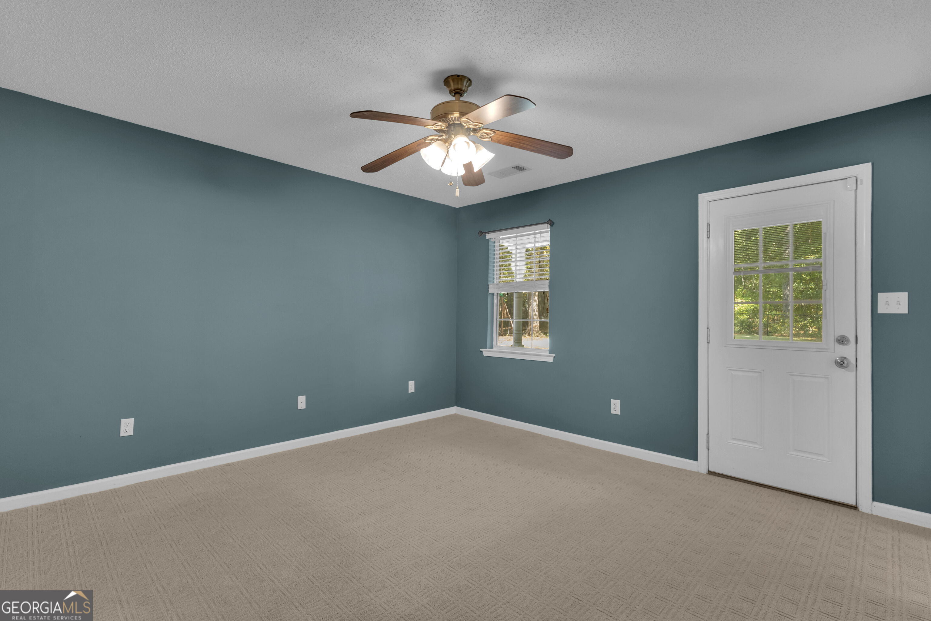 692 Willow Dell Drive Senoia GA 30276
