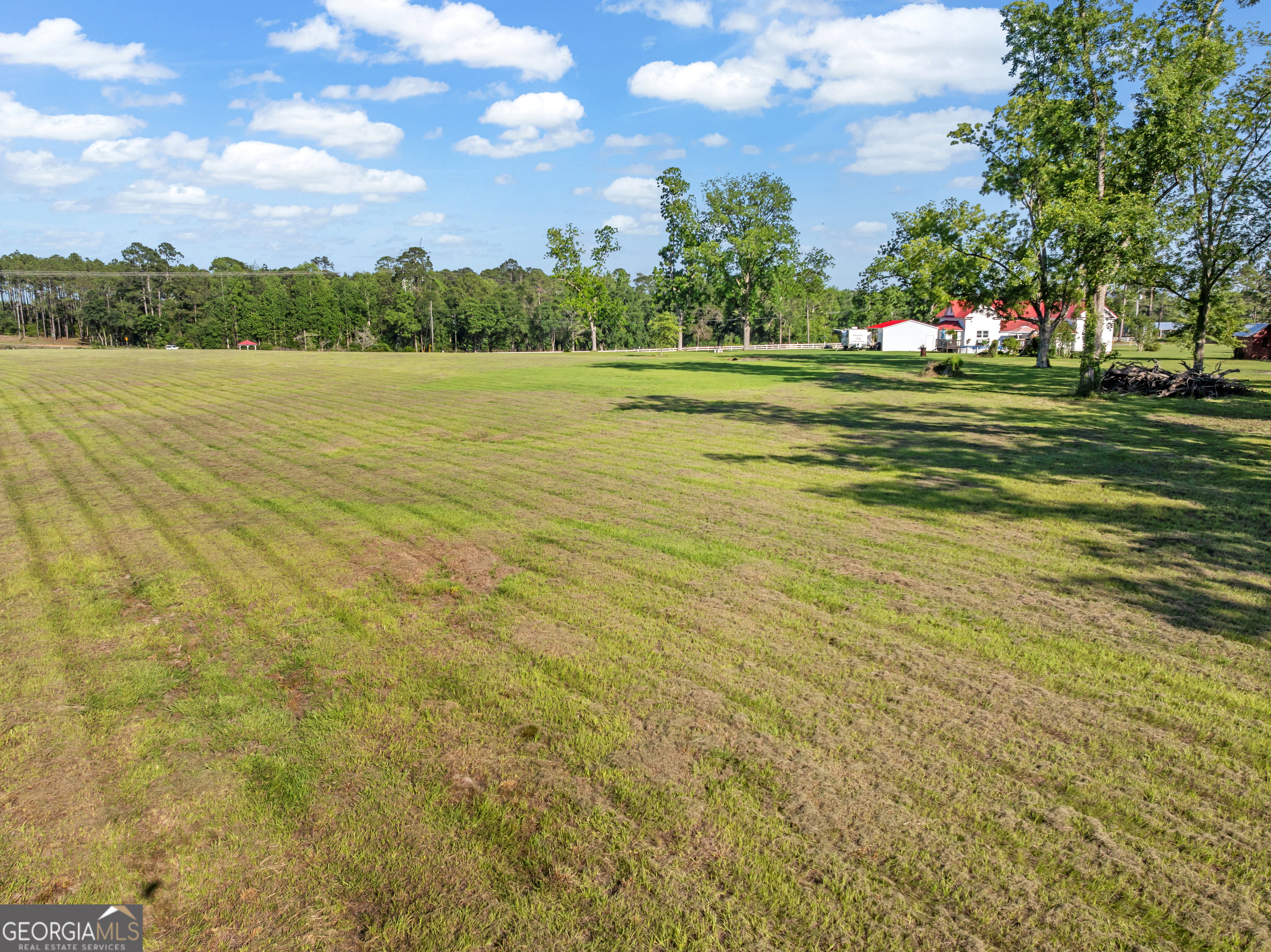 5065 Ten Mile Road Baxley GA 31513