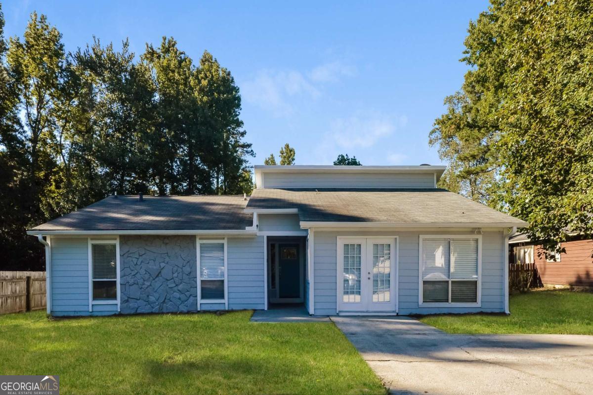 3240 Trotters Walk Circle Snellville GA 30078