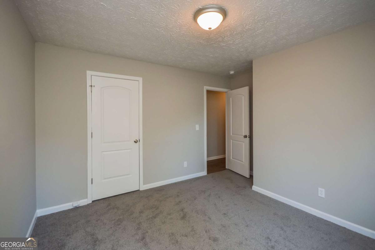 3240 Trotters Walk Circle Snellville GA 30078