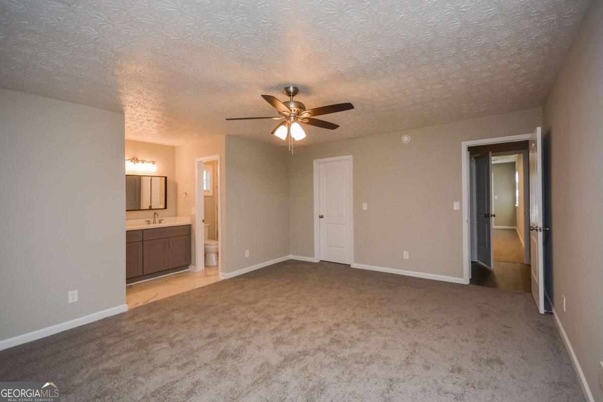 3240 Trotters Walk Circle Snellville GA 30078