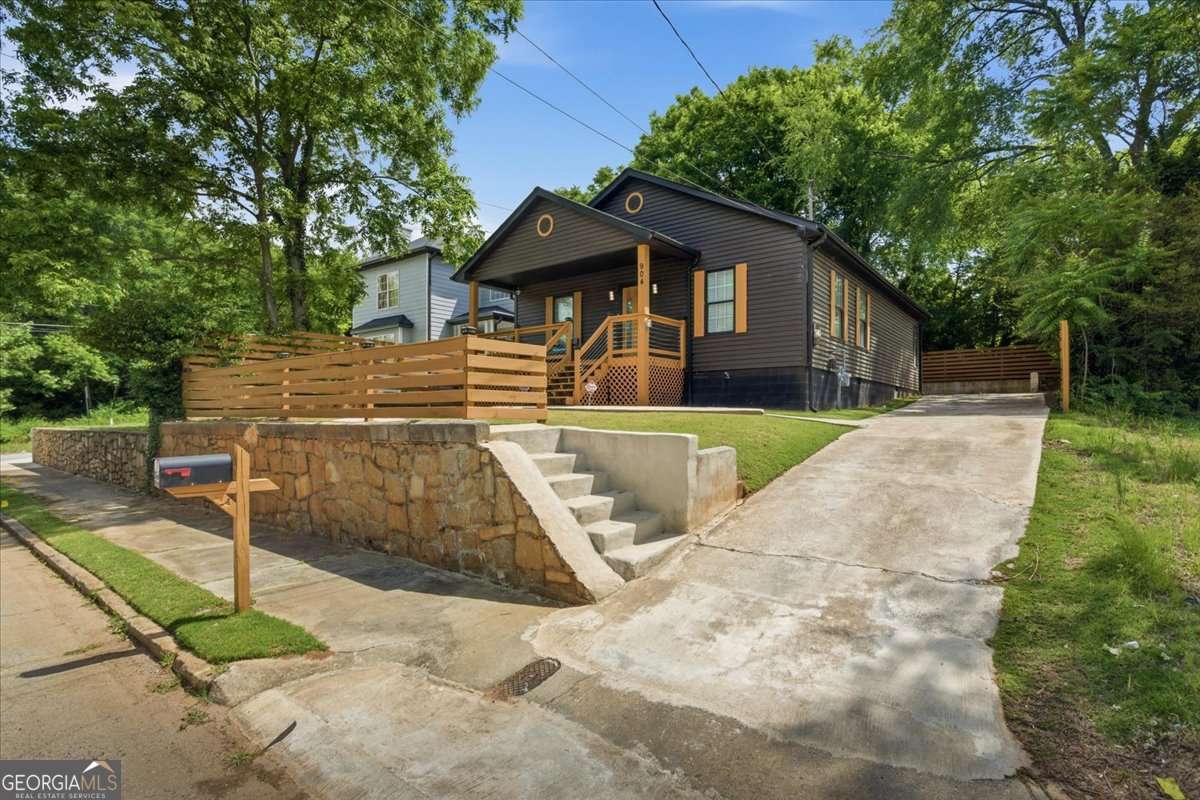 904 Ira Street SW Atlanta GA 30310