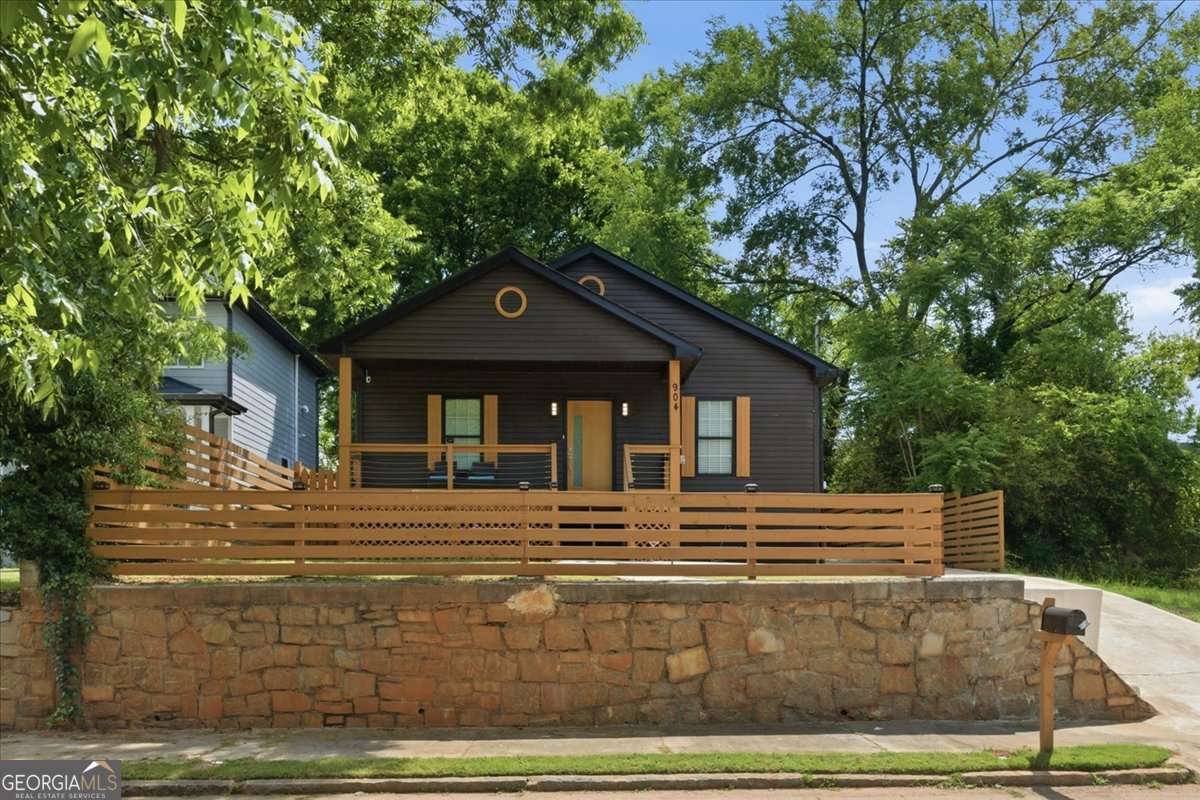 904 Ira Street SW Atlanta GA 30310