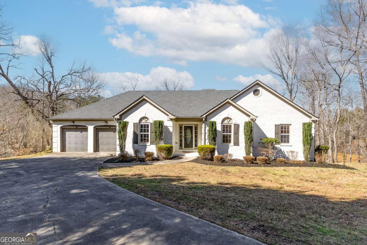 8160 Stone Hill Road Cumming GA 30028