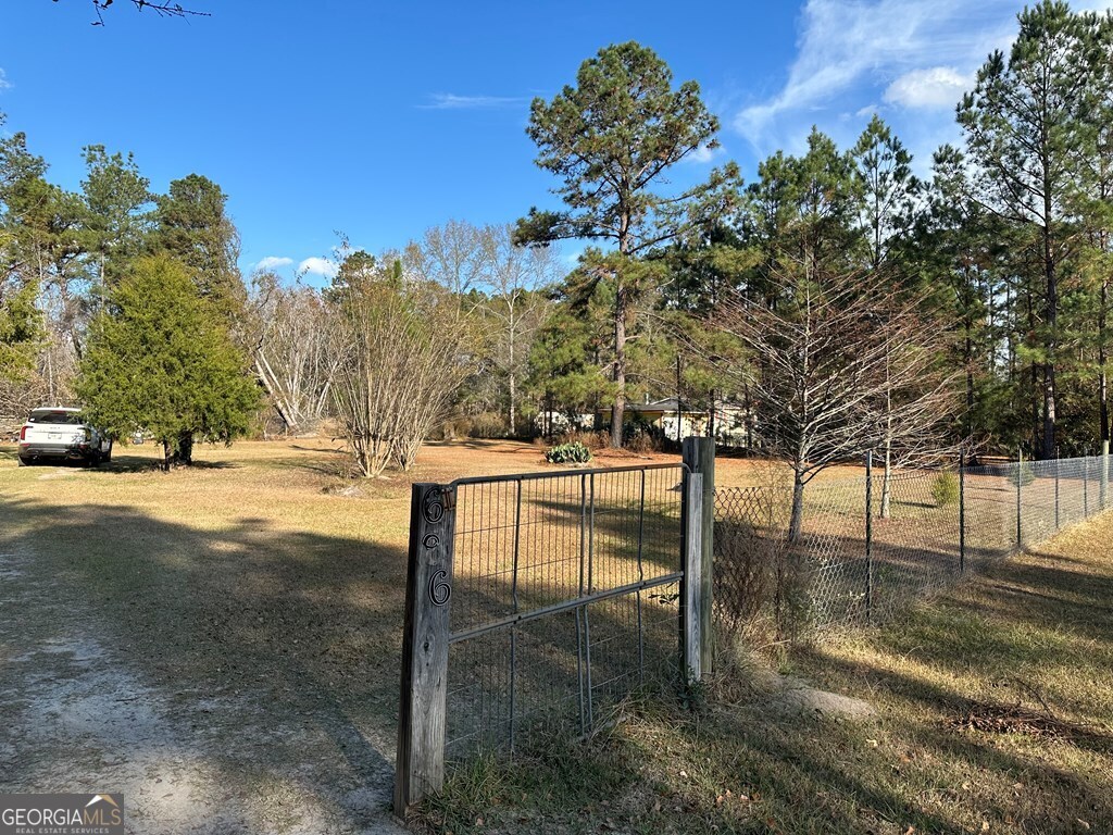 686 Victory Circle Lyons GA 30436