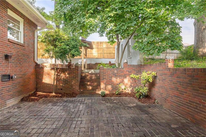 2988 Vine Circle Decatur GA 30033