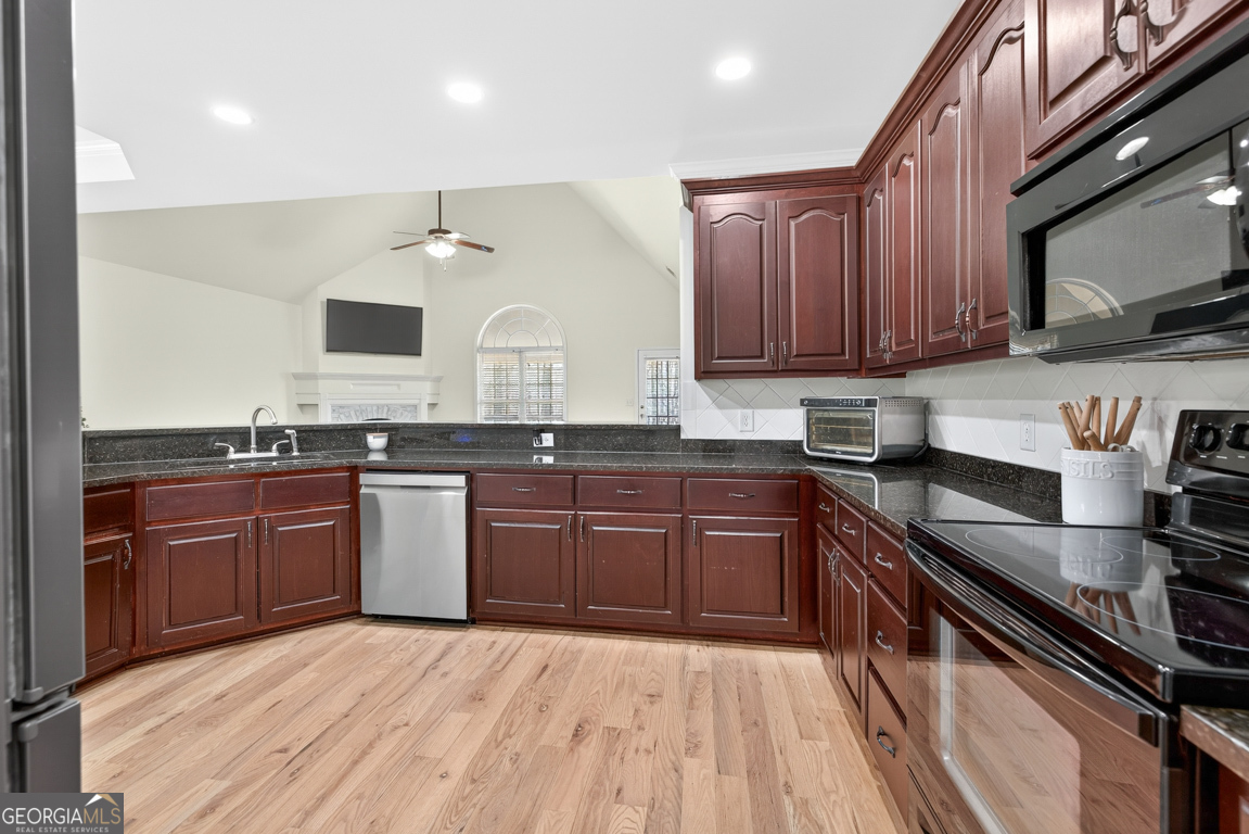 37 Sealy Place Pendergrass GA 30567