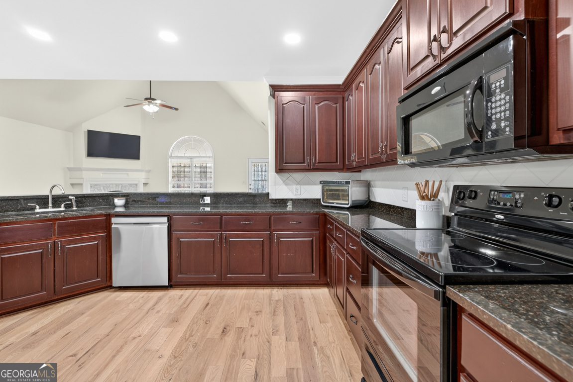 37 Sealy Place Pendergrass GA 30567