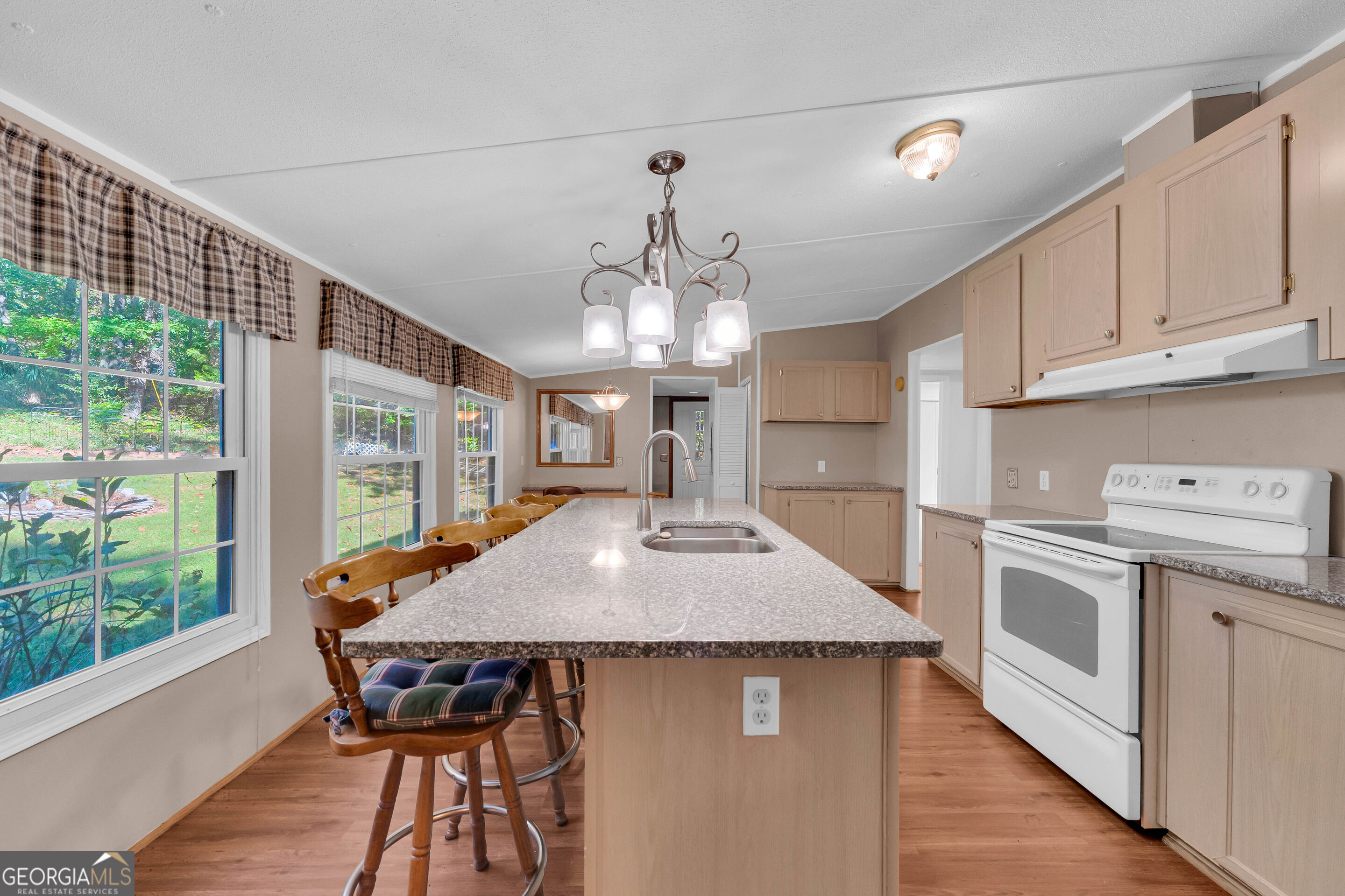 123 Westmoreland Road Lula GA 30554