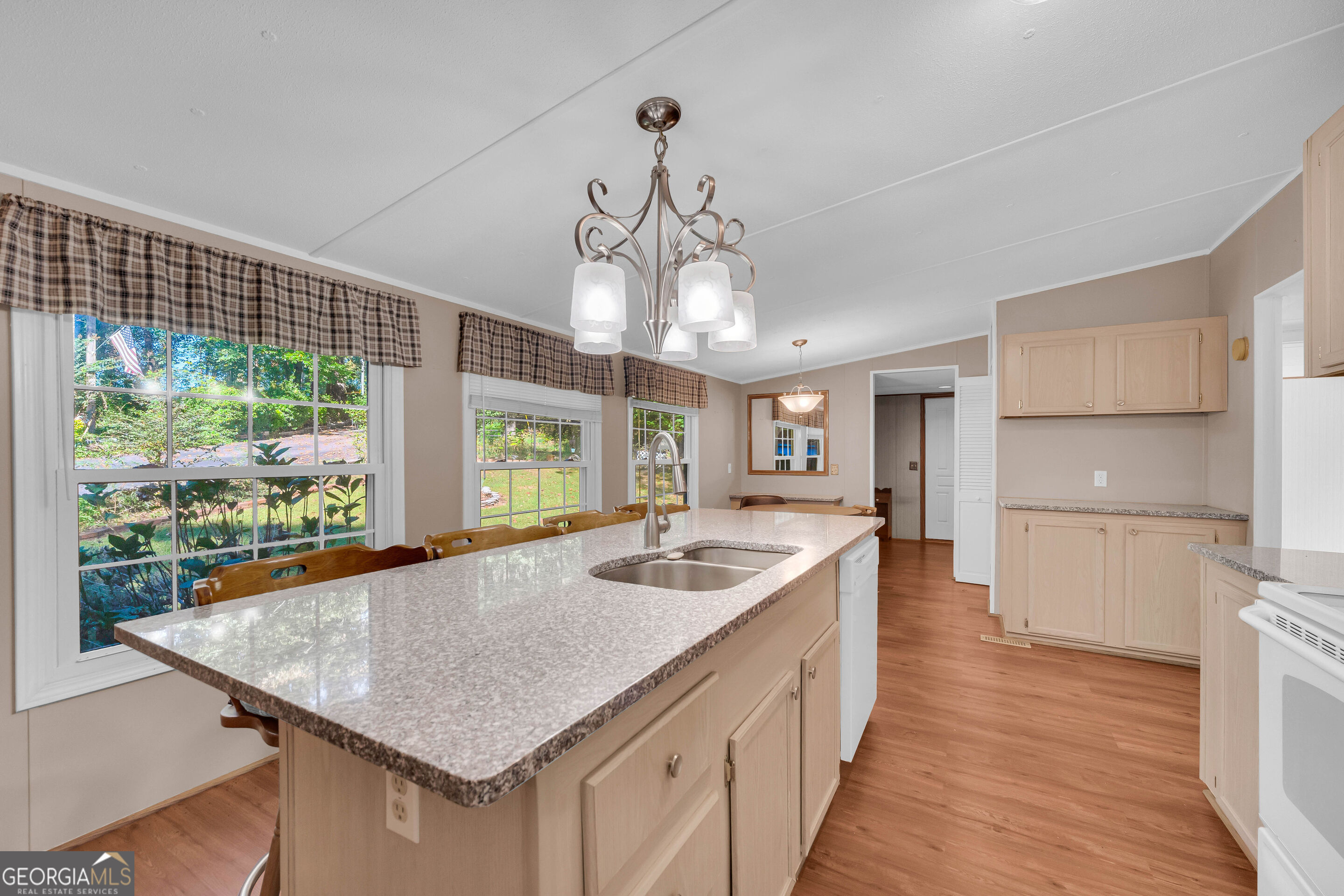 123 Westmoreland Road Lula GA 30554