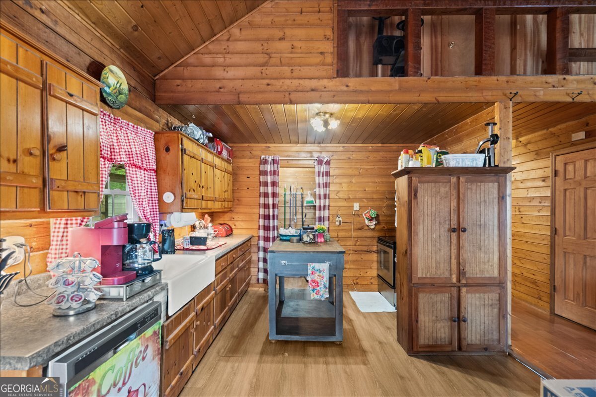 325 Classic Lane Chatsworth GA 30705