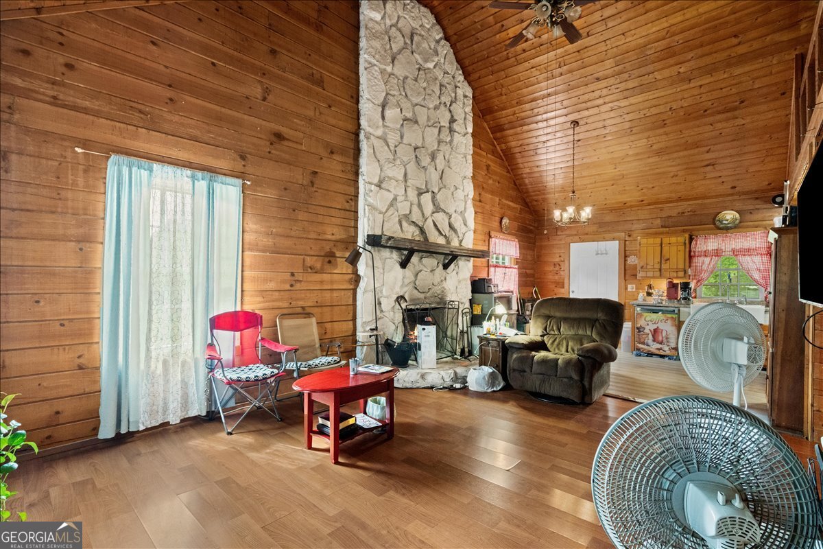 325 Classic Lane Chatsworth GA 30705