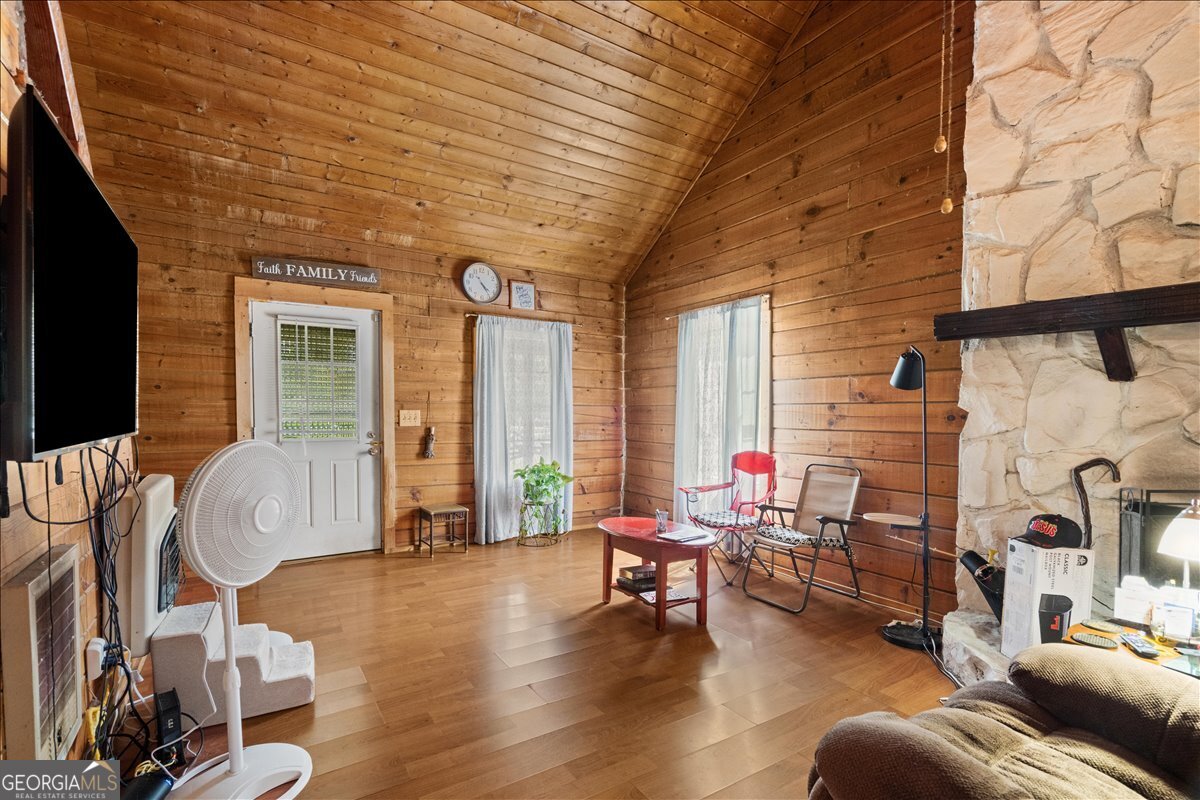 325 Classic Lane Chatsworth GA 30705