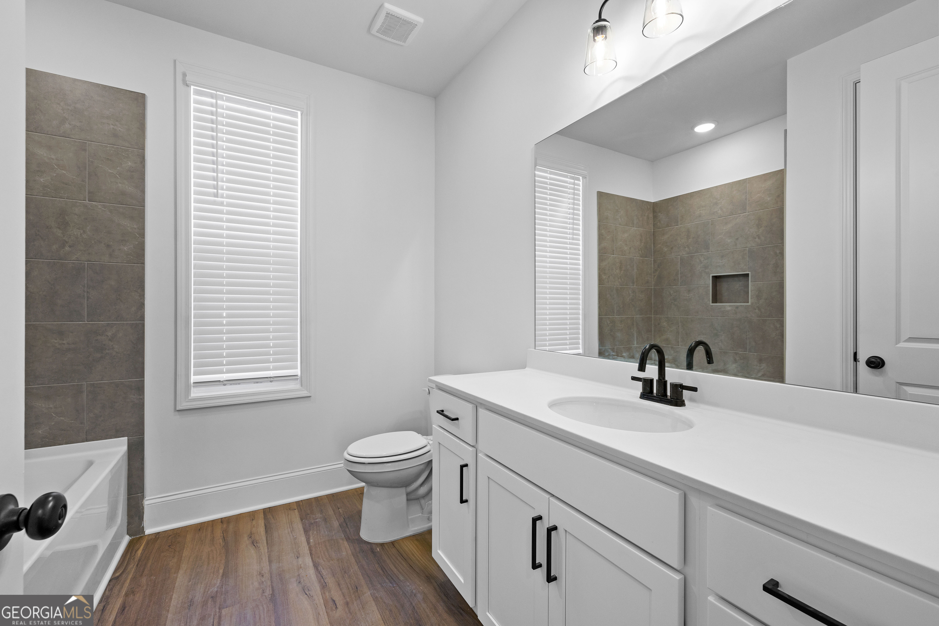 64 Thomaston Street Newnan GA 30263