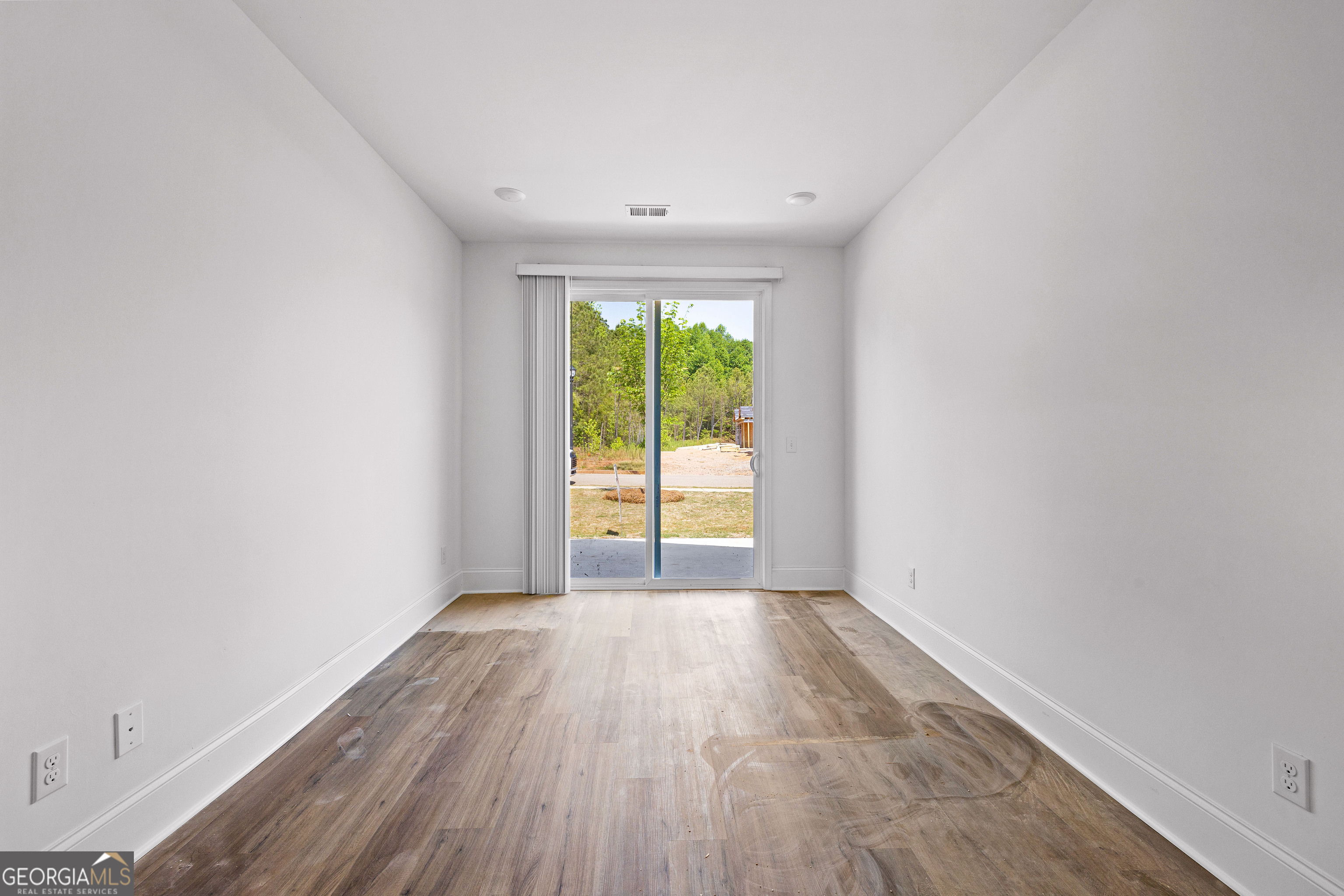 64 Thomaston Street Newnan GA 30263