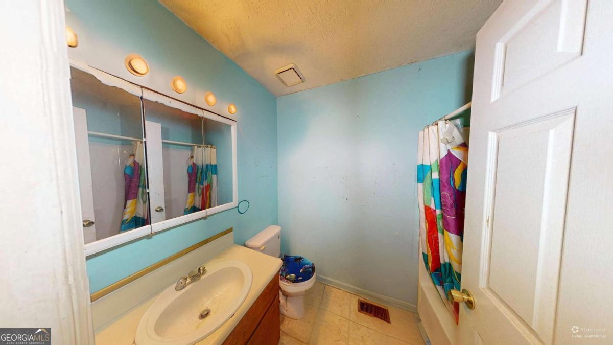 6189 Valdez Drive Rex GA 30273