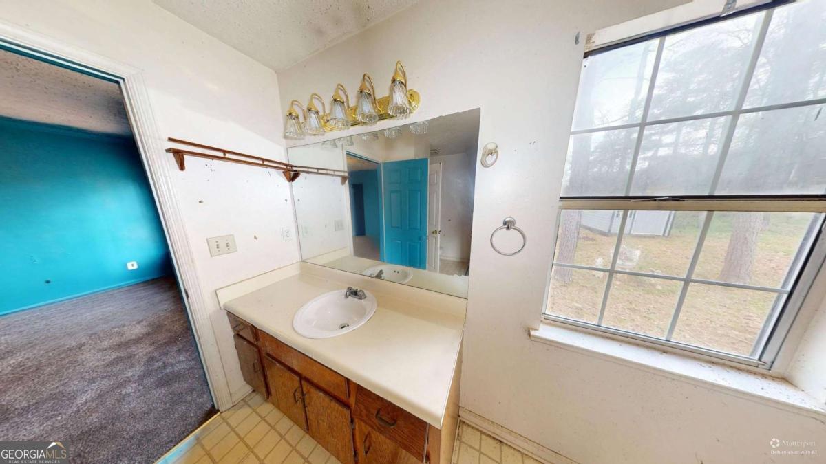 6189 Valdez Drive Rex GA 30273