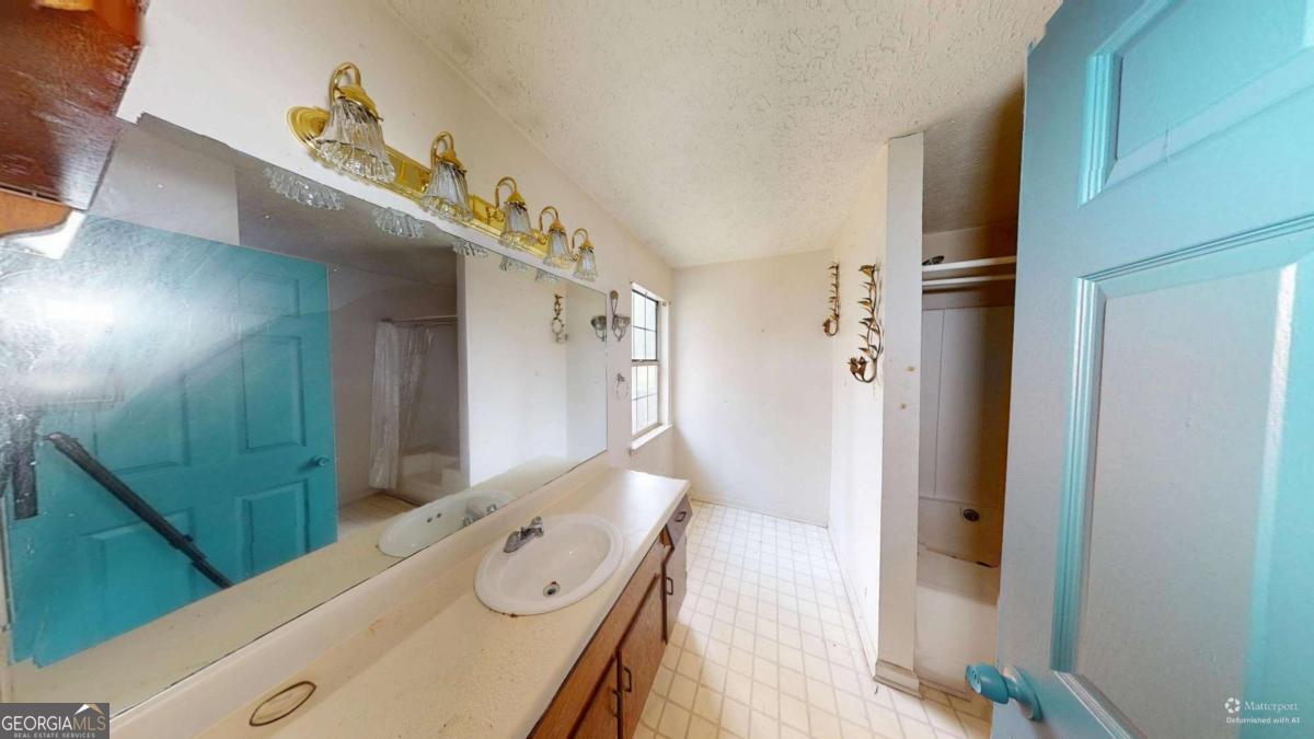 6189 Valdez Drive Rex GA 30273
