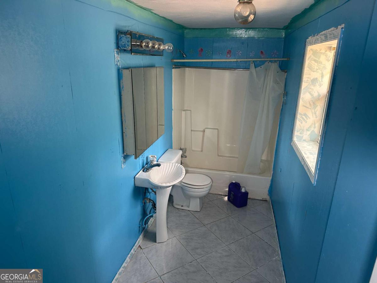 6189 Valdez Drive Rex GA 30273