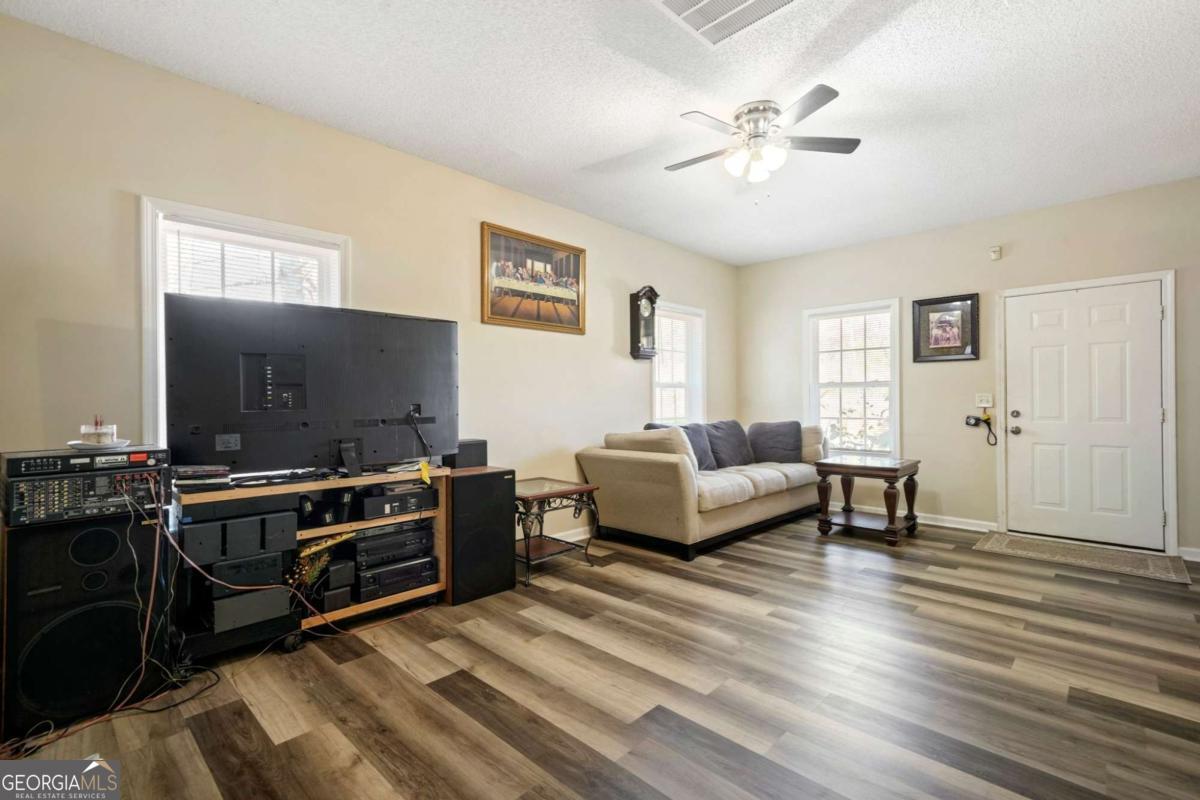 792 Russell Drive Riverdale GA 30296