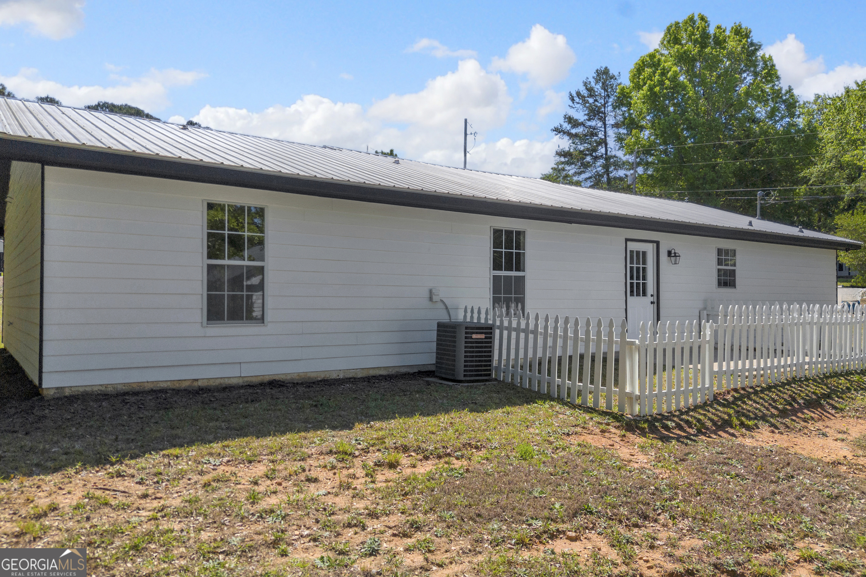 248 Highland Estate Commerce GA 30529