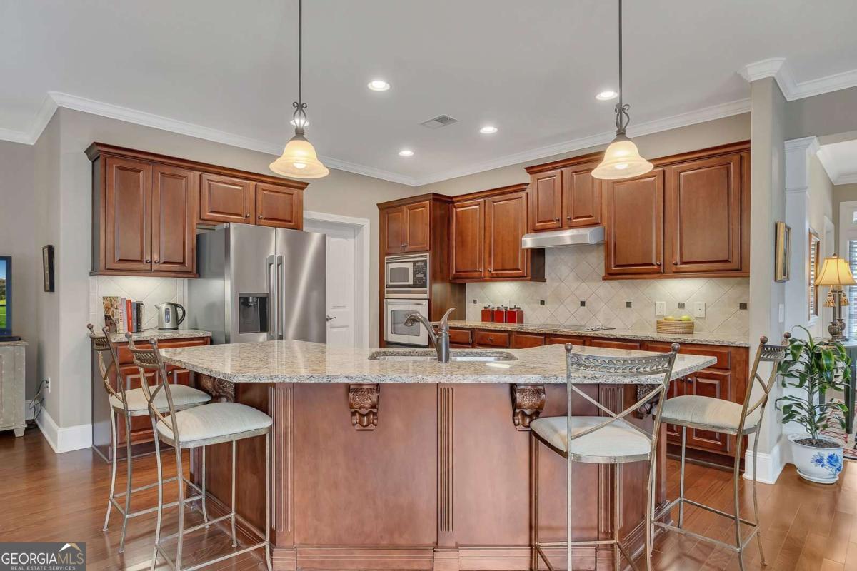 246 Somerset Circle Woodstock GA 30189