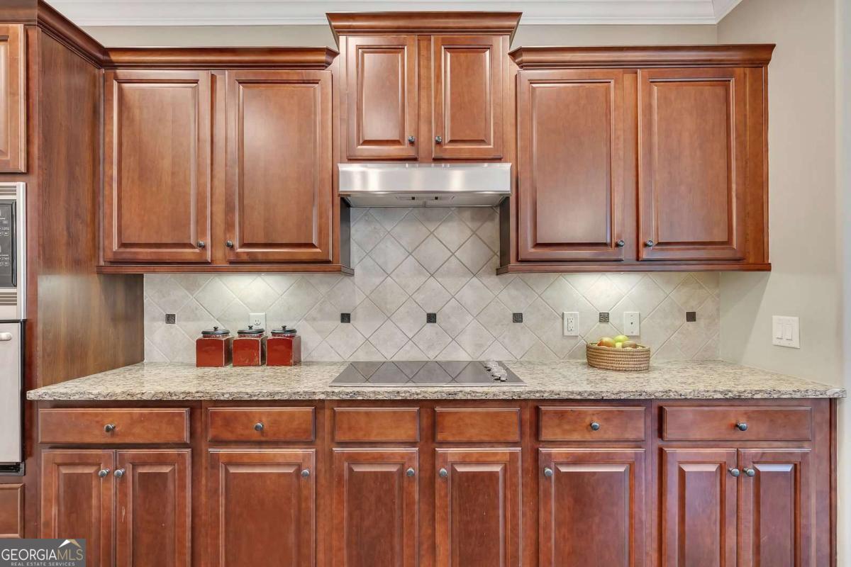 246 Somerset Circle Woodstock GA 30189